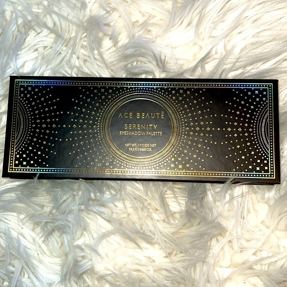 Ace Beaute Serentity Eyeshadow Palette